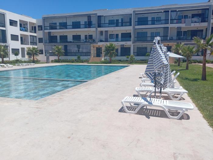 Appartement piscine et mer