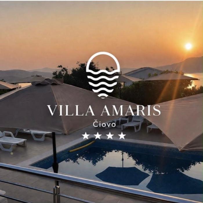 Villa Amaris - Apartments with sea view & heated swimming pool at Čiovo