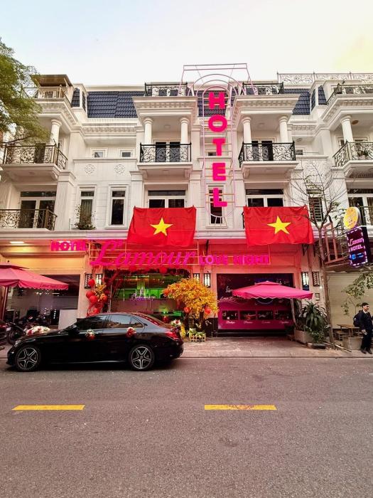 LAMOUR Hotel