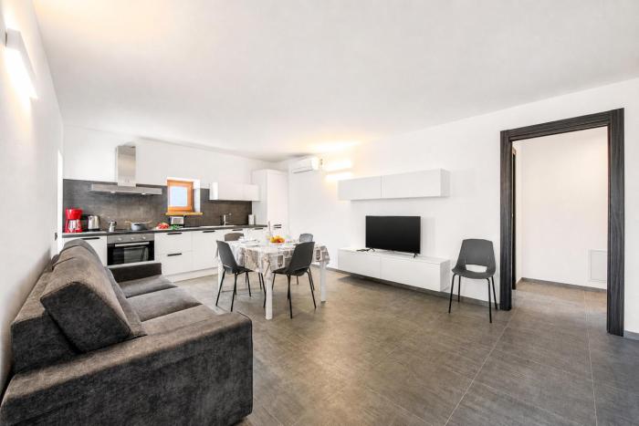 Appartamento Borgo Pastoedo near Lake Tenno - Happy Rentals