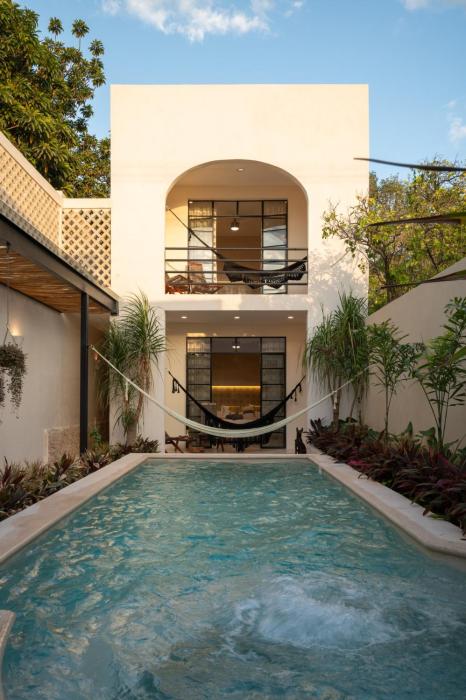 Luxury Heaven in Merida Poolside Bliss in La Ermita