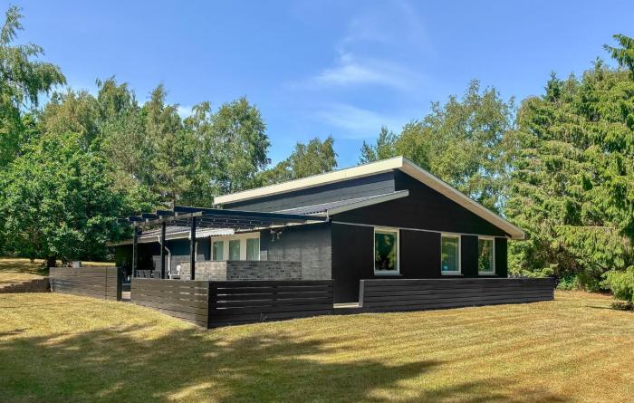 Cozy Home In Ebeltoft With Wifi