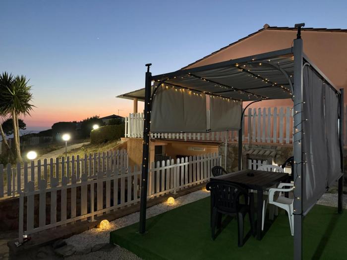 Sunsethouse Pistis