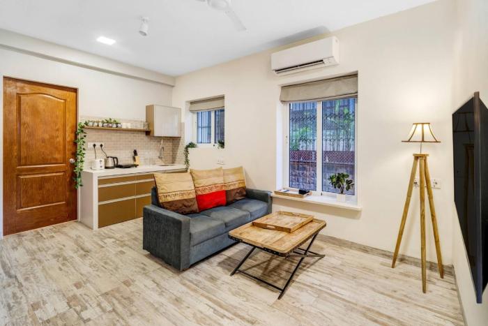 Cleo: Cozy 1BHK in Khar near Bandra