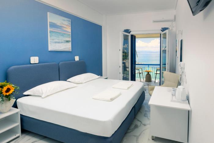 Hotel Avra