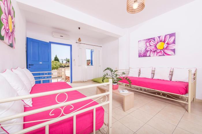 1- bed apt near black beach-Sleeps 4-Parking