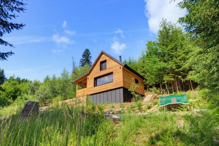 Forest&Lake Retreat