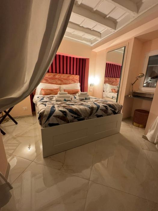 Pantheon Apartment, vicino a Fontana di Trevi