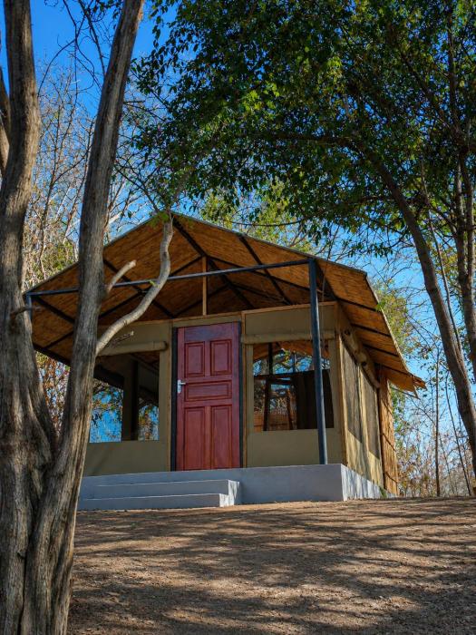 Kabele Lagoon Camp
