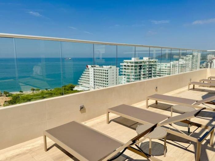 Moderno Apartamento con balcón y espectacular vista al mar en Terraz