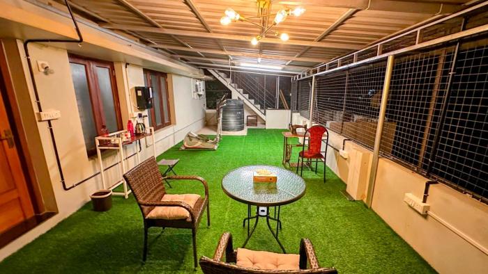 Room with Patio at LIC Pattom in a Garden Home Pennyvilla