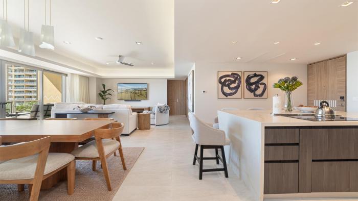 Experience the Newest 3BR3BA Gem on Sandy Beach