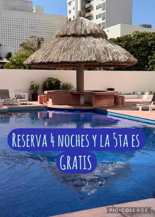 Costera Acapulco, Zona Dorada, amplio depto a 300mt del mar