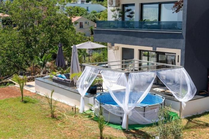Apartments with swimming pool Bregi, Opatija - 26022