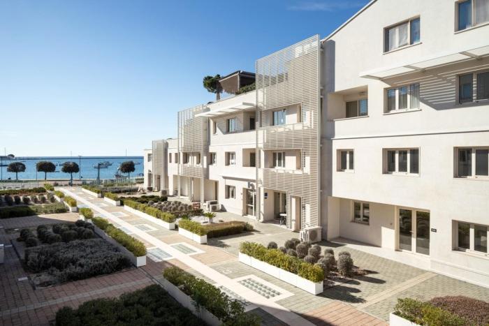 Apartments with swimming pool Rozac, Umag - 27250