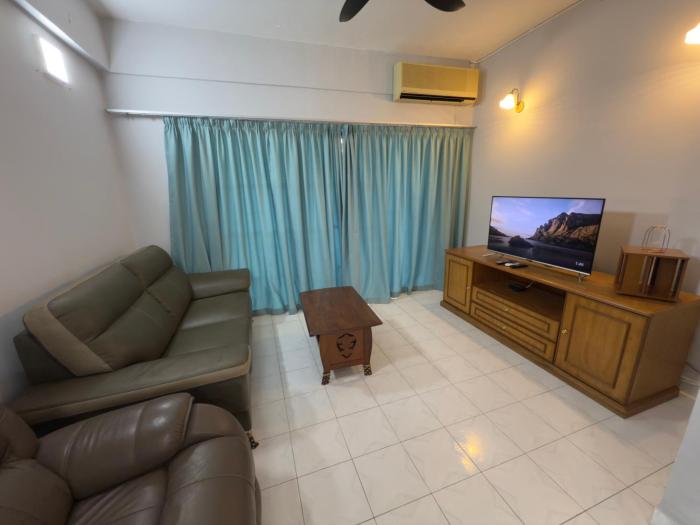Tiktoki Apartment 15C Kijal