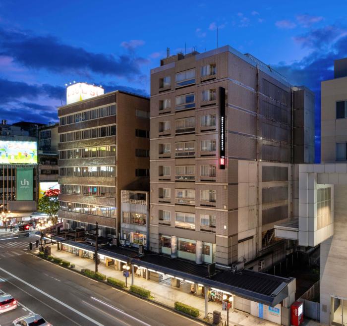 the b Kanazawa Katamachi