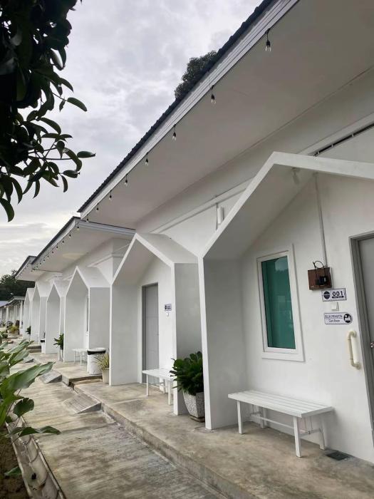 1108 Pedas Village Resort
