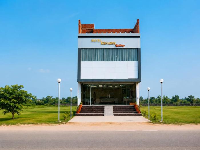HOTEL ABHIANK RESIDENCY RESTAURANT & BANQUET Hall