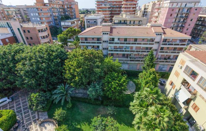 1 Bedroom Gorgeous Apartment In Siracusa