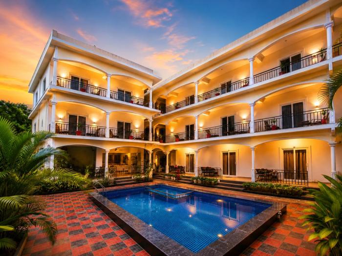 Morjim Sunset Hotel - 400 meter to Morjim Beach