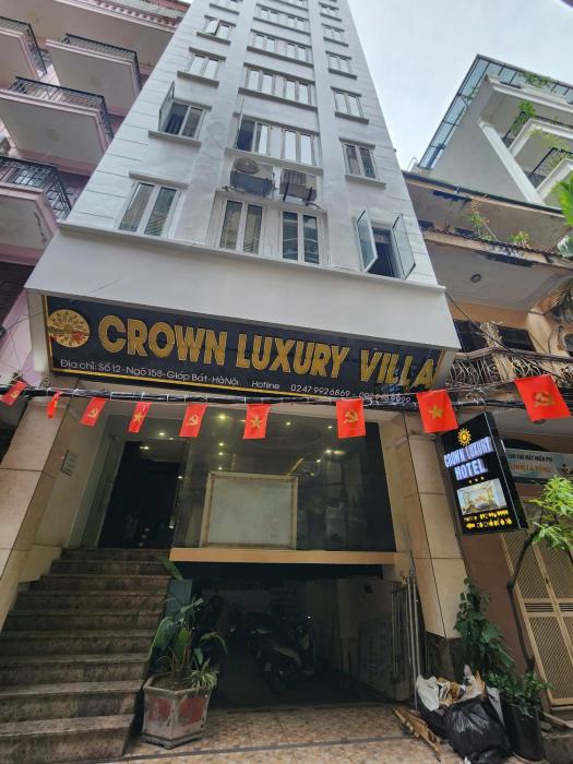 Crown Luxury Hotel