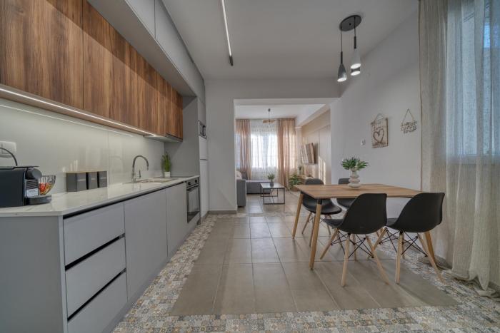Zaklin home 1