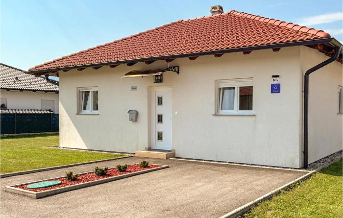 Beautiful Home In Oroslavje With Wifi