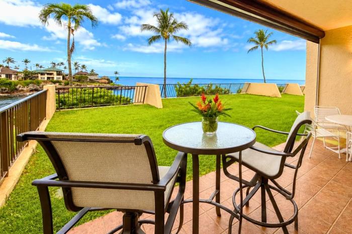 Napili Point Oceanfront 1 BR Perfect for Couples Complimentary Car with 6 Nights NAP-B28 by KBM