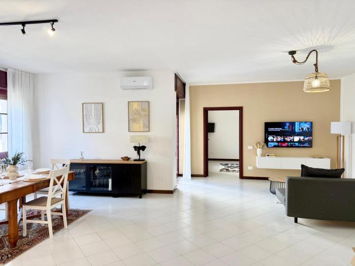 Ulia Apartment