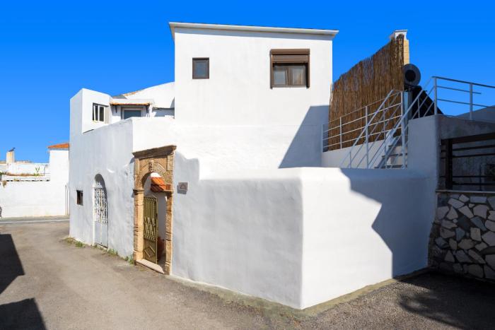 IOANNAS ARCH HOUSE a