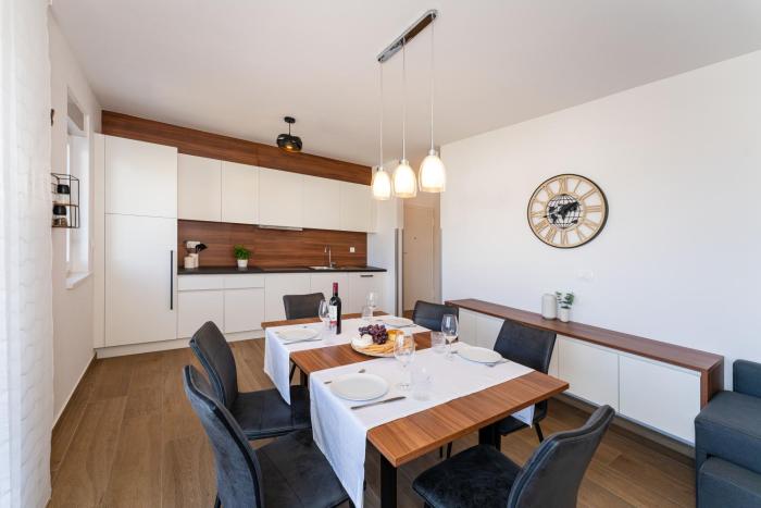 Apartment mit Meerblick in Okrug Gornji nahe Trogir