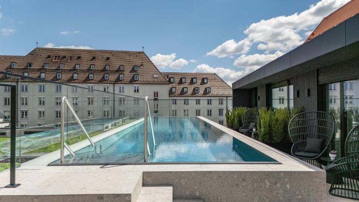 Hotel Maximilian’s