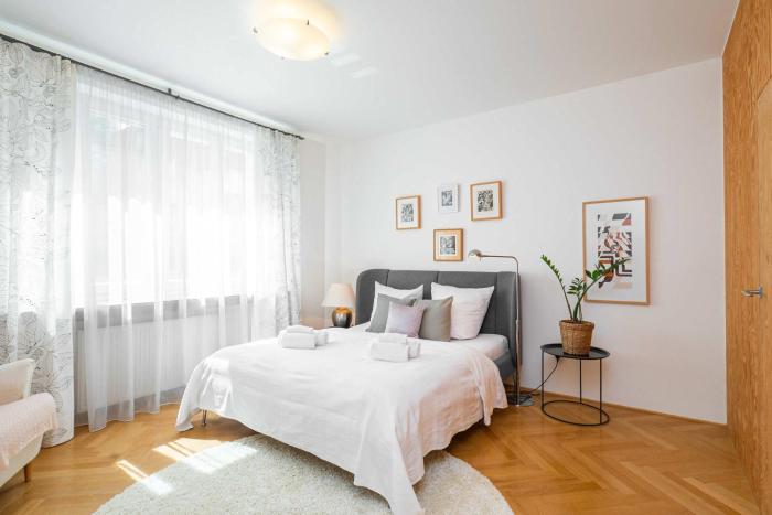 Modern Apartment - Walk to Main Station