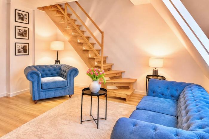 DWUPIĘTROWY apartament z DWOMA pokojami i DARMOWYM PARKINGIEM w centrum Kłodzka
