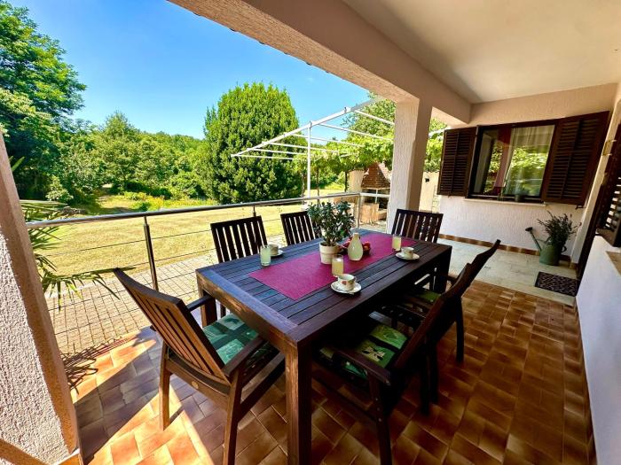 Oaza Mira Istria Peaceful holiday House near Barban