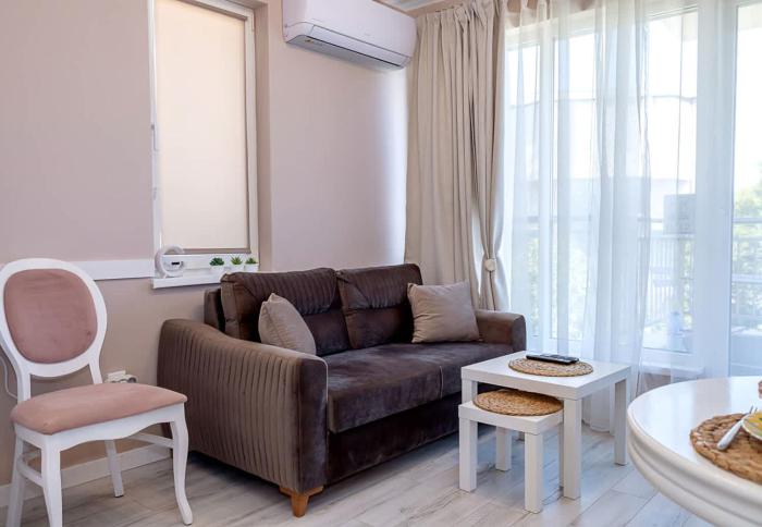 1BR Apt with Parking near Free Uni Varna by Flat Manаger