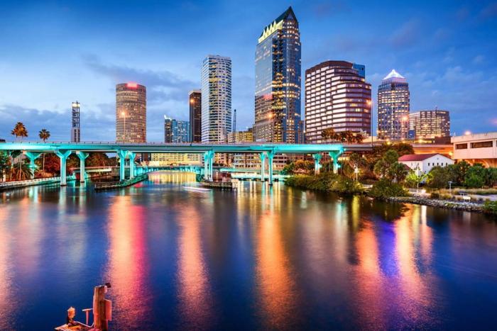 LUX Mins to Busch Gardens Adventure Island &HCA