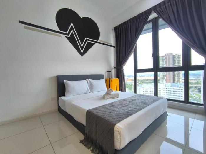 Elysia 2Pax Couple Romantic Retreat Studio By STAY