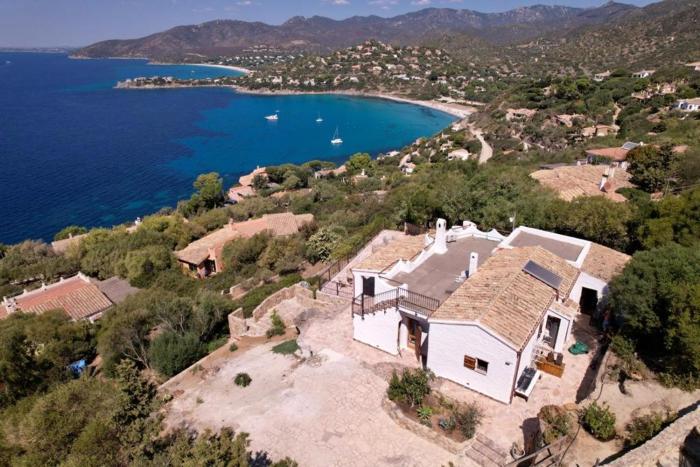 La VILLA