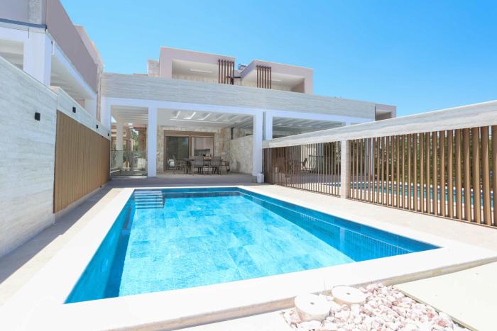 The Serata Villas