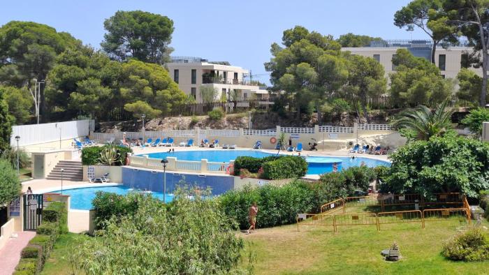 Salou Beach Apartment with private Pool