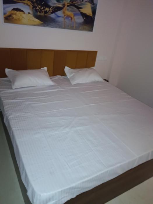 Shiv hotel and restaurant