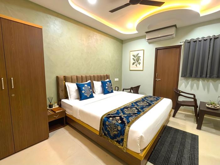 The Mayfair Hotel