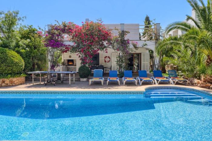 Villa Punta des Port Quince by Villa Plus