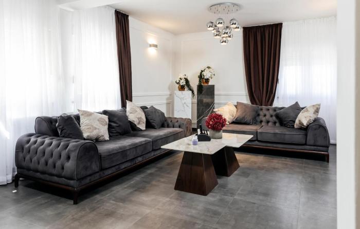 Nice Home In Gornji Vinjani