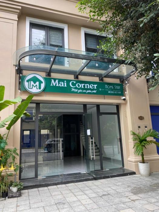 Mai Corner