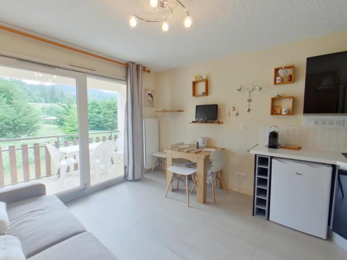 Appartement calme avec balcon - 4 pers. - FR-1-834-33