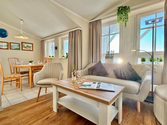 Komfortable Ferienwohnung in Sellin mit Balkon