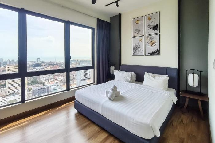 Family 2BR Apartment Near Jonker St